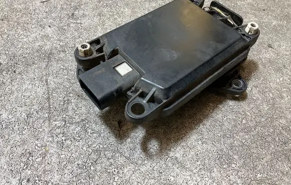 Opel Grandland X Distronic sensor radar 9829009680 54087933B 86299001