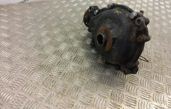 BMW X3 E83 Front differential 7545611