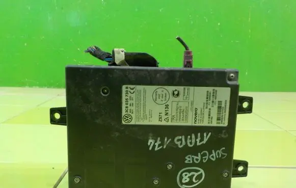 Skoda Superb B6 (3T) Central body control module 3C8035730B 17AB174