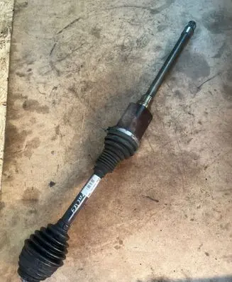 BMW 3 GT F34 Front driveshaft 7597694