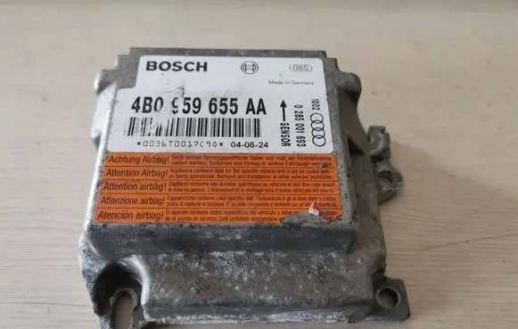 Audi A6 S6 C5 4B Airbag control unit/module 4B0959655AA 0285001693