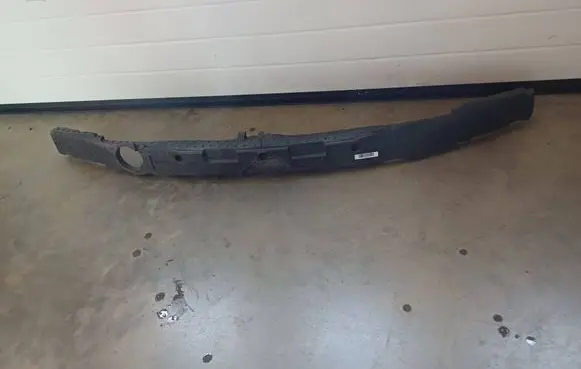 BMW 4 F32 F33 (B) pillar trim (top) 7289912 06T07108 21106410