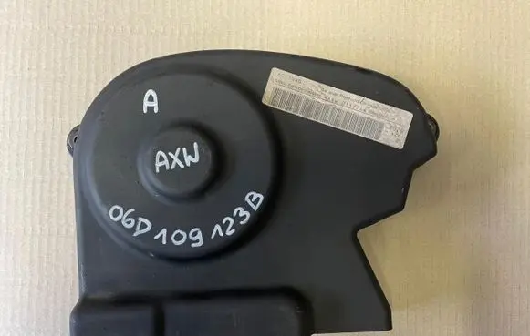 Audi A3 S3 8P Timing belt guard (cover) 06D109123b