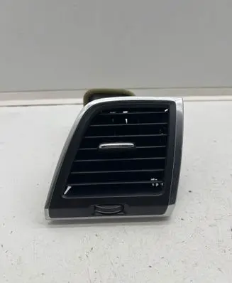 Volvo XC90 Dashboard side air vent grill/cover trim 31417382