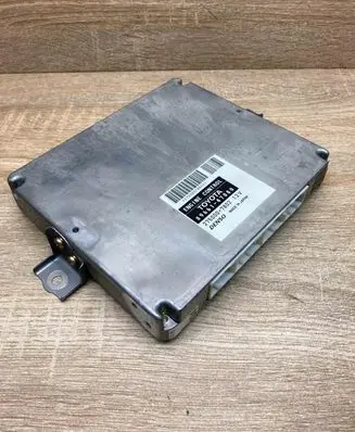 Toyota Prius (XW20) Engine control unit/module ECU 8966147080 2750007802
