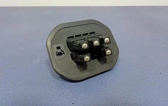 Opel Vivaro Other switches/knobs/shifts 252163605R