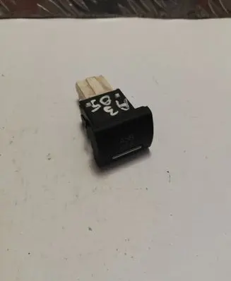 Traction control (ASR) switch