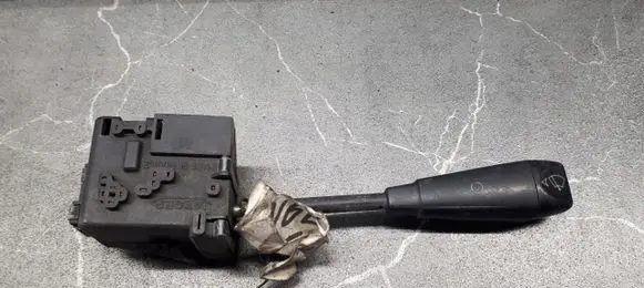 Peugeot 305 Fog light switch 