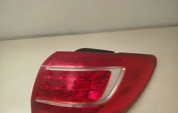 KIA Sportage Rear/tail lights 924023w0