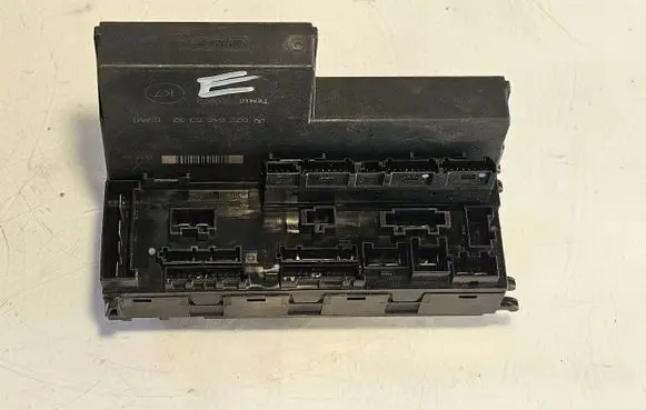 Mercedes-Benz E W210 Fuse module 0225455332