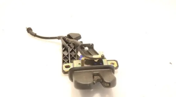 Audi A4 S4 B6 8E 8H Tailgate/trunk/boot lock/catch/latch