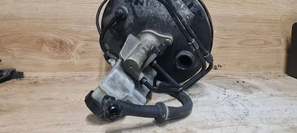 Volvo V50 Brake booster 