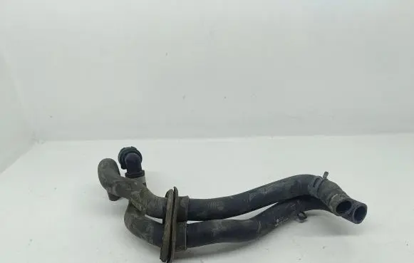 Audi A4 S4 B5 8D Engine coolant pipe/hose 8D0819373N