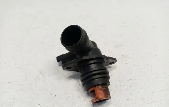 BMW 5 E60 E61 other engine part 7530271 11617530271 11618638014