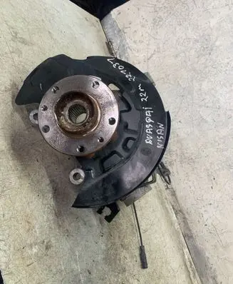 Nissan Qashqai J12 Front wheel hub