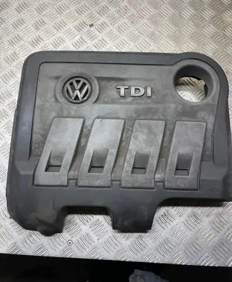 Volkswagen PASSAT CC Engine cover (trim)
