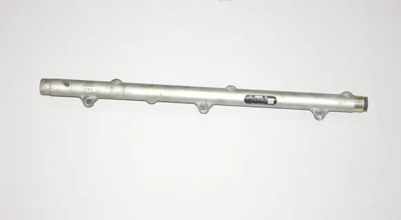 BMW 5 E39 Fuel main line pipe 0445216002