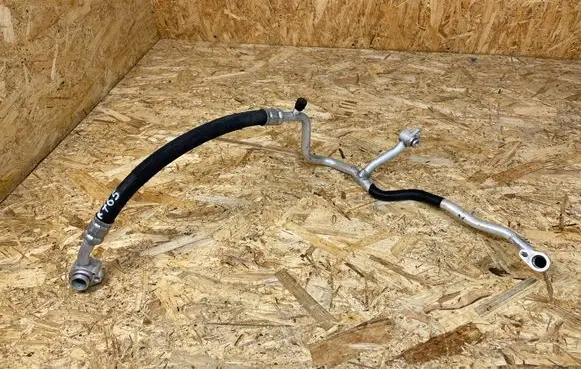 Volkswagen e-Golf Air conditioning (A/C) pipe/hose 5Q0820743L