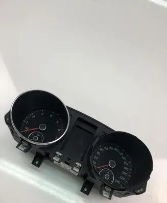 Volkswagen Golf VI Speedometer (instrument cluster) 5K0920870B