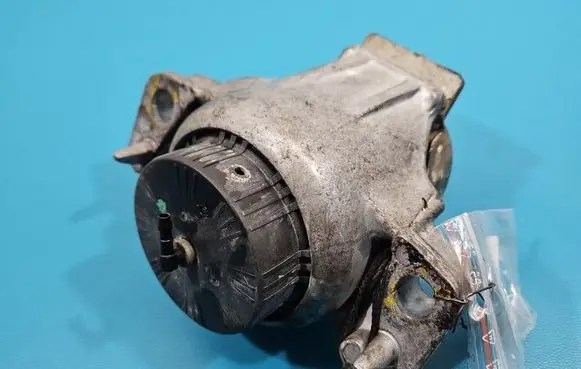 Jaguar XE Engine mount vacuum valve GX636A003LB IMPRK1546730