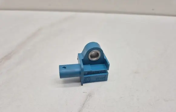Audi Q3 8U Airbag deployment crash/impact sensor 5K0959351A