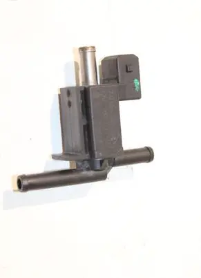 Nissan Pulsar Turbo solenoid valve 8200603558 70134303