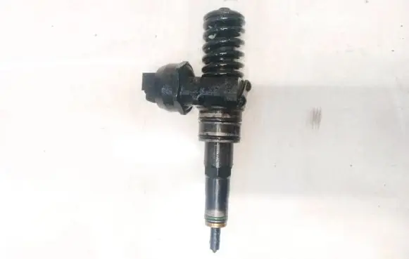 Volkswagen Caddy Fuel injector 038130079tx 0986441518