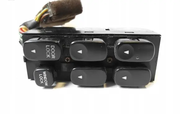 Hyundai Sonata Electric window control switch 9357033100