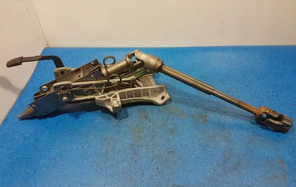 Ford Mondeo MK IV Steering wheel axle 7G9N-3C529-AF