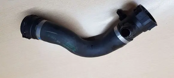 BMW X4 F26 Engine coolant pipe/hose 7646150