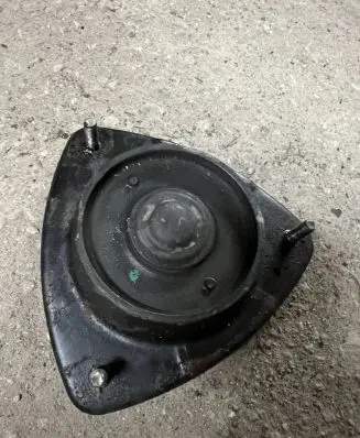 Subaru Outback Front upper strut mount 