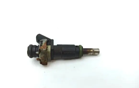 Mercedes-Benz SLK R171 Fuel injector A2720780249 6165C01906