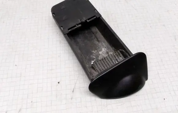 Ford Focus Car ashtray 98ABA04810CFW