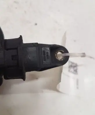 Toyota Yaris Camshaft position sensor 0281002406