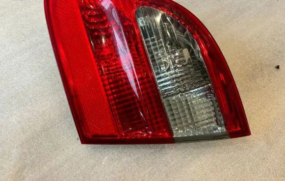 Mercedes-Benz E W211 Tailgate rear/tail lights A2118203064 2118203064