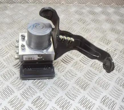 Volvo XC40 ABS Pump 31445741 0265258341