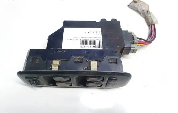 Volvo V70 Electric window control switch 7923