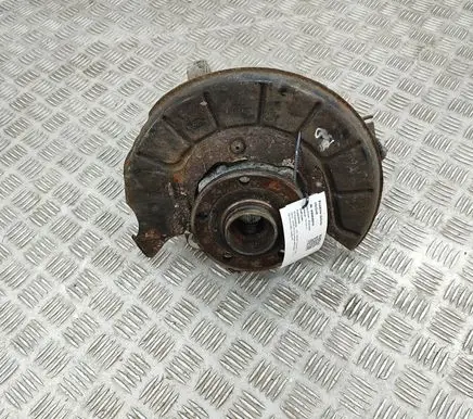 Volkswagen PASSAT B7 Front wheel hub 3C0407254F