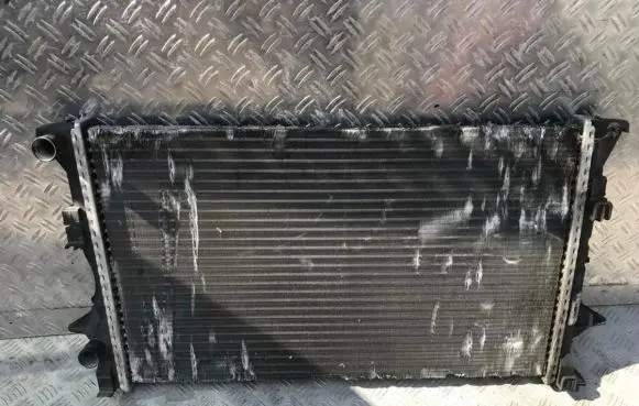 Renault Laguna II Coolant radiator 8200008764 150710201f05