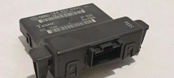 Volkswagen Touran I Gateway control module 1K0907530C