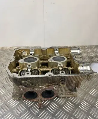Subaru Impreza II Engine head u15rh001