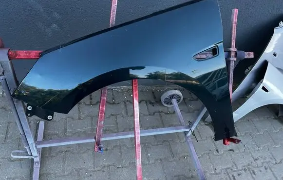 Opel Astra K Fender 