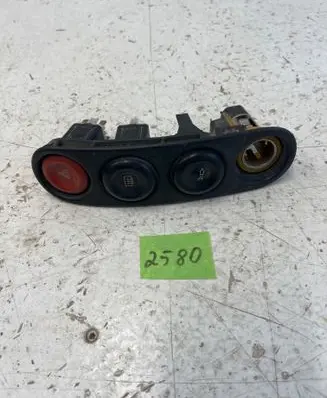 Renault Master II 12 V Socket (front) 7700351384