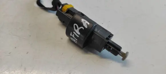 Opel Zafira A Brake pedal sensor switch 09132299 09175172 09175185