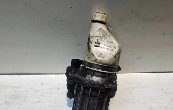Opel Astra H Power steering pump 7625955127 13192897