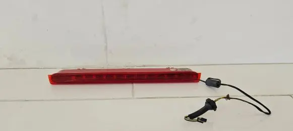 Volvo V40 Third/center stoplight 1090102