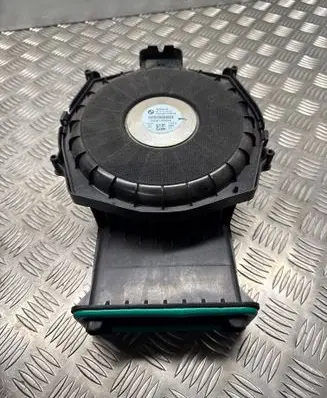 BMW X3 G01 Subwoofer speaker 18353410 6811926