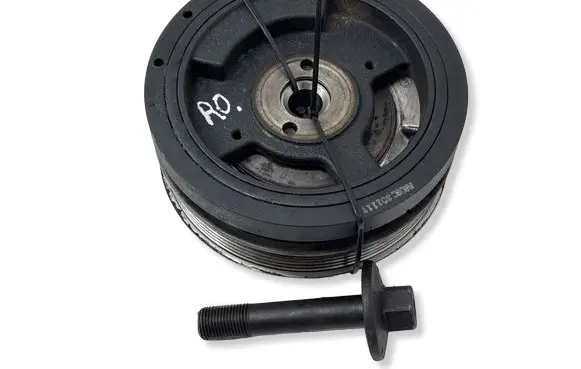 Nissan Rogue Crankshaft pulley 123046RC1E