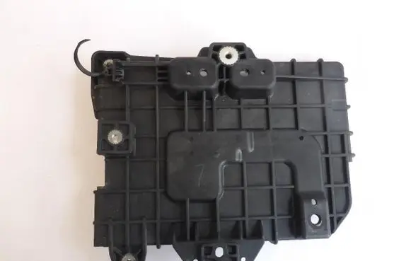 KIA Rio Battery box tray 37150-1W000