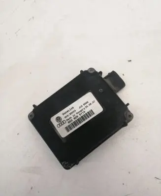 Audi Q7 4L Garage door switch 8E0909511A